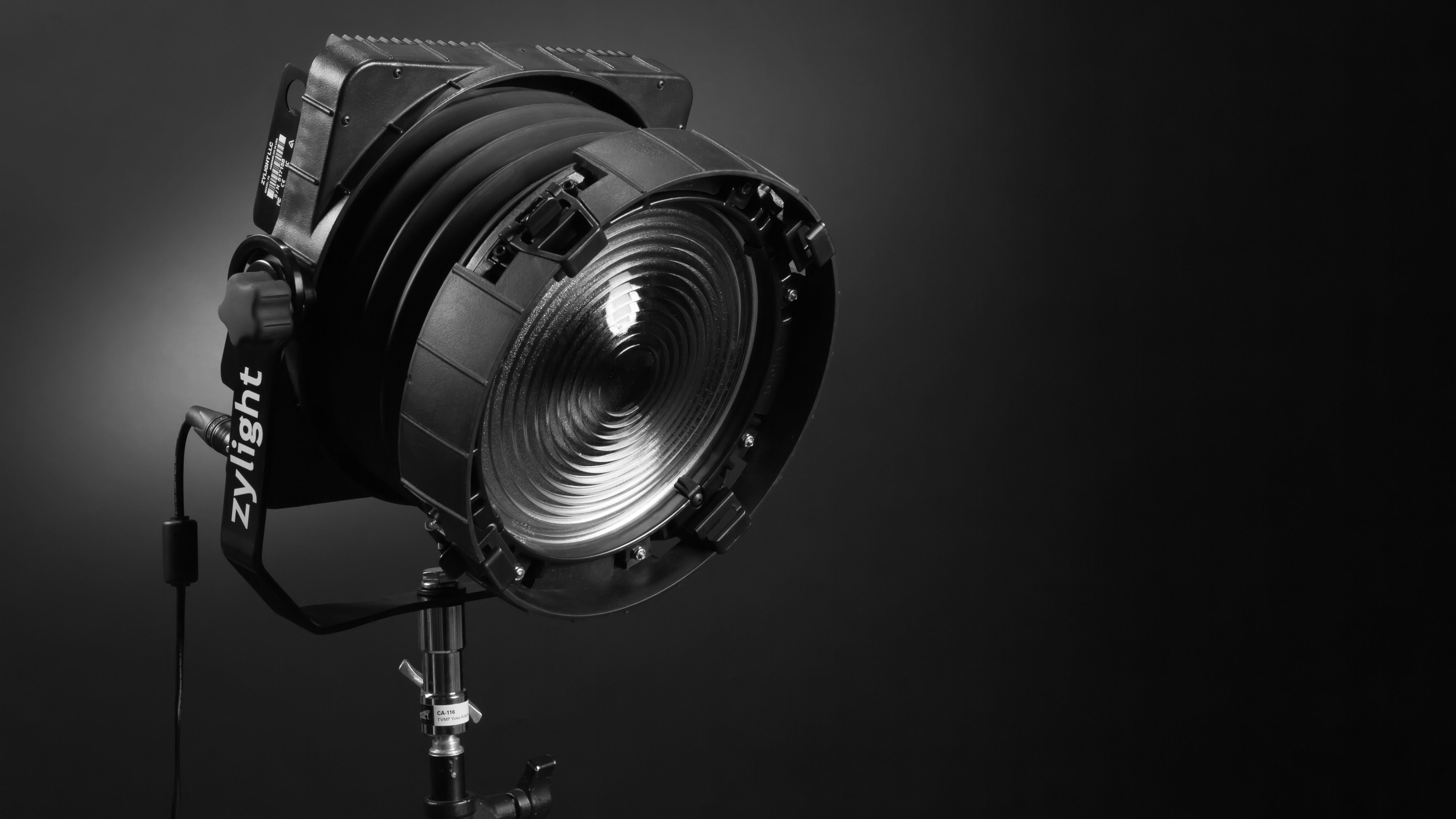 Zylight F8-100 Daylight LED Fresnel (5600K)